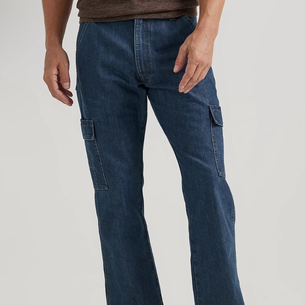 ✨Wrangler Men's Blue Cargo Denim Pants 34x32